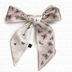 🌈 Neutral Reversible Butterfly Twilly